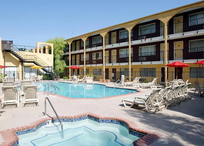 Mardi Gras Hotel & Casino